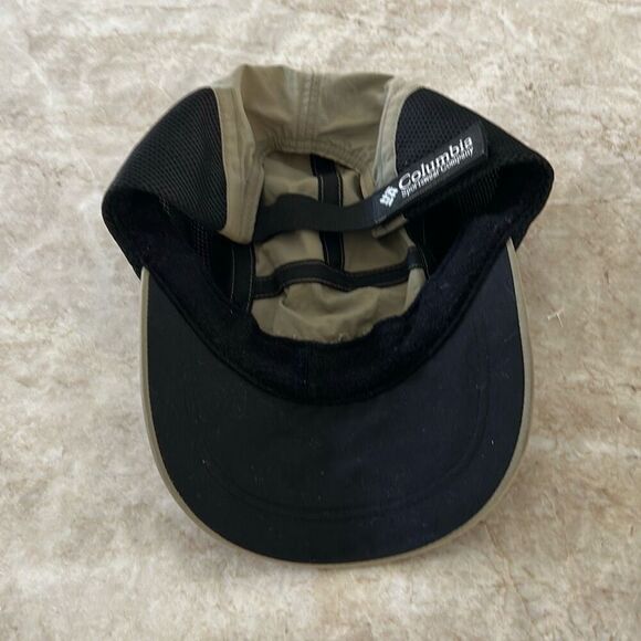 COLUMBIA Khaki & Black Hat - Picture 5 of 5